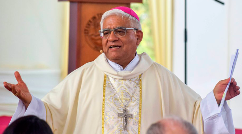 Monsenior Miguel Cabrejos.png